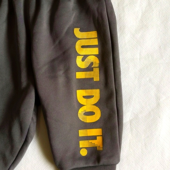 nike dri-fit activewear joggers sweatpants 6 months baby - Picture 4 of 7